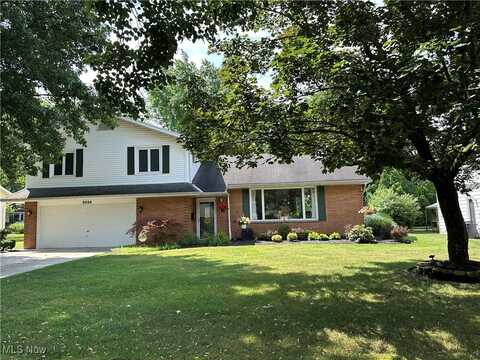 2034 Aldersgate Drive, Lyndhurst, OH 44124