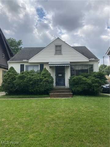 7915 Snow Road, Parma, OH 44129