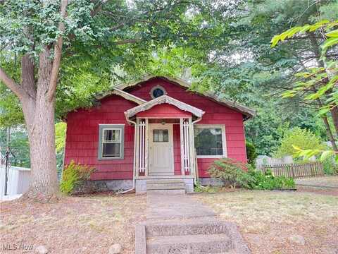 25 Adelford Avenue, Akron, OH 44310