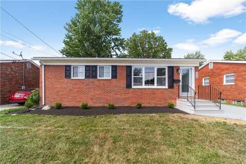 828 Livermore Lane, Elyria, OH 44035