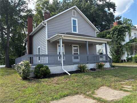 116 6th Street SW, New Philadelphia, OH 44663
