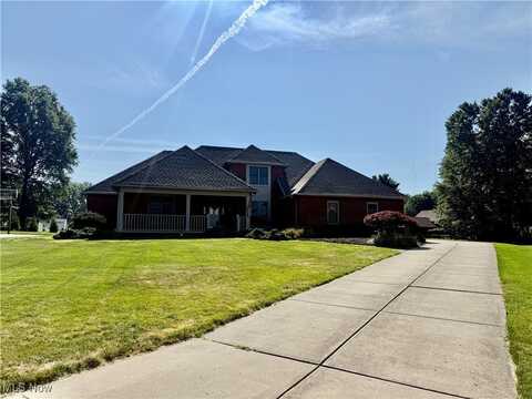 2511 Shepherds Ridge, Poland, OH 44514
