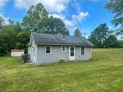2306 S Glenwood Avenue, Niles, OH 44446