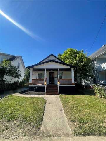 12506 Dove Avenue, Cleveland, OH 44105