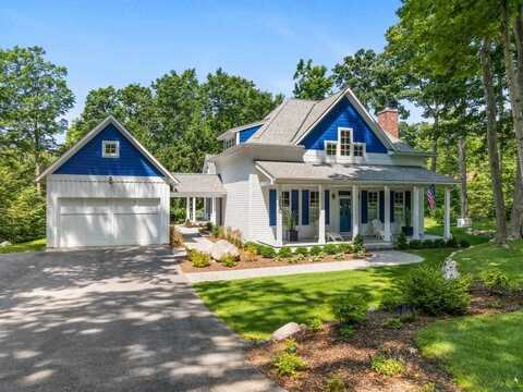 3930 Topside, Harbor Springs, MI 49740