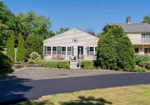 8 Prince Avenue, Kittery, ME 03904