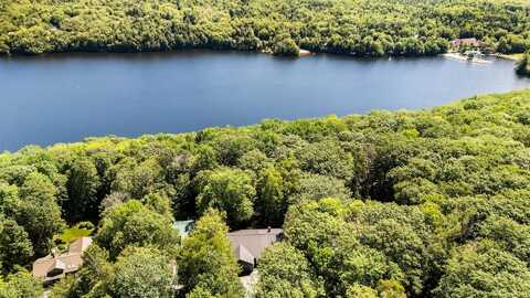 8 Sandy Brae, Grantham, NH 03753