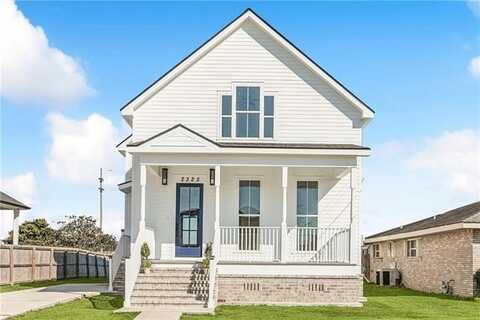 2325 BENJAMIN Street, Arabi, LA 70032