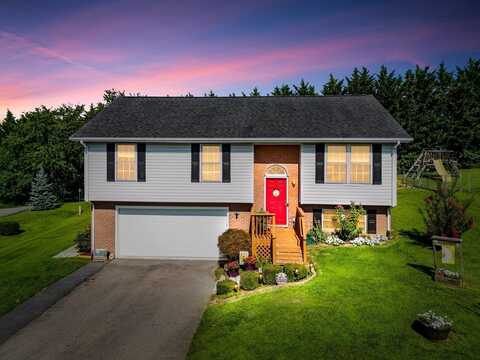 105 ASHTON Court, Christiansburg, VA 24073