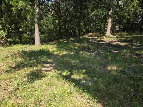 404 S Main, Bonham, TX 75418