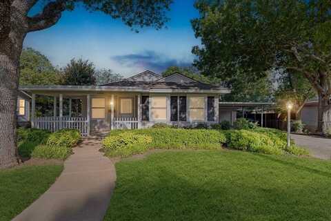 2200 Grandview Drive, Fort Worth, TX 76112