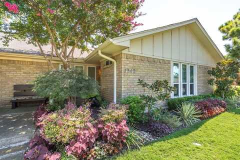 7342 Woodthrush Drive, Dallas, TX 75230