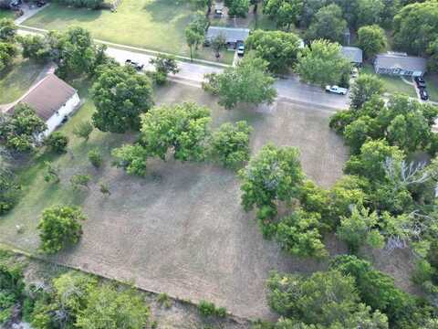 3020 Kerry Lane, Haltom City, TX 76117