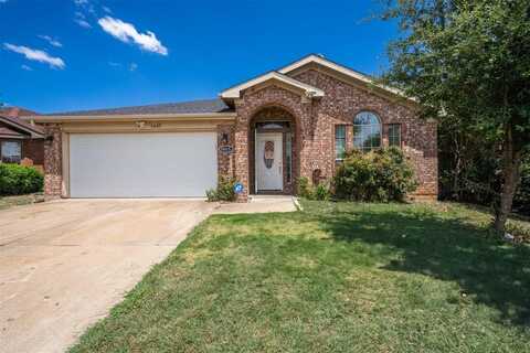 7405 Avington Way, Fort Worth, TX 76133