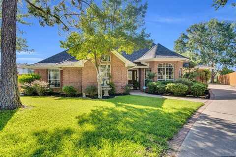 7011 Hunter Cove Drive, Arlington, TX 76001