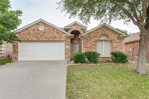 2605 Silver Hill Drive, Fort Worth, TX 76131