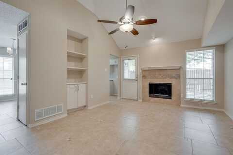 755 Burr Oak Drive, Lewisville, TX 75067