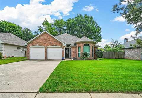 1735 Parkwood Drive, Grapevine, TX 76051