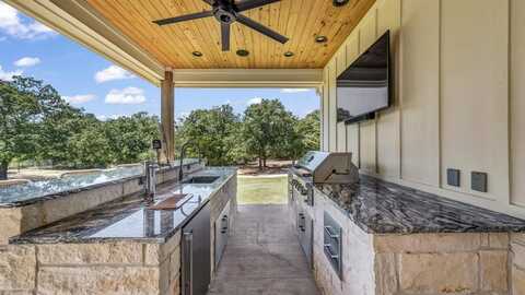 612 Latigo Court, Weatherford, TX 76088