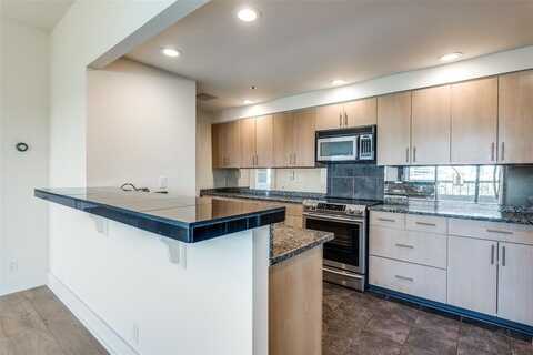 3030 Mckinney Avenue, Dallas, TX 75204