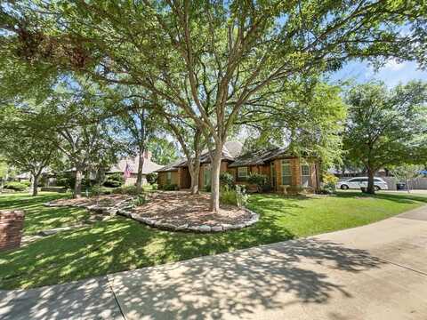 28 Rolling Hills Circle, Denton, TX 76205