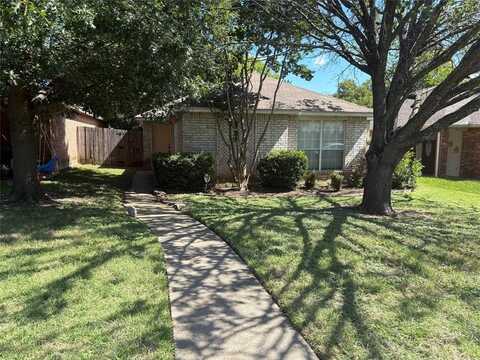 318 Bryant Lane, Cedar Hill, TX 75104