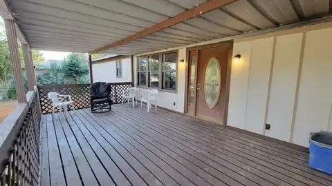 5528 Lake View Drive, Granbury, TX 76048