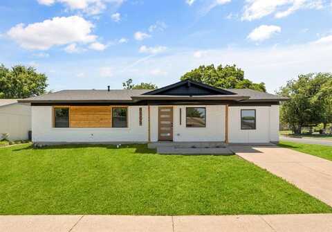 6505 Leaning Oaks Street, Dallas, TX 75241