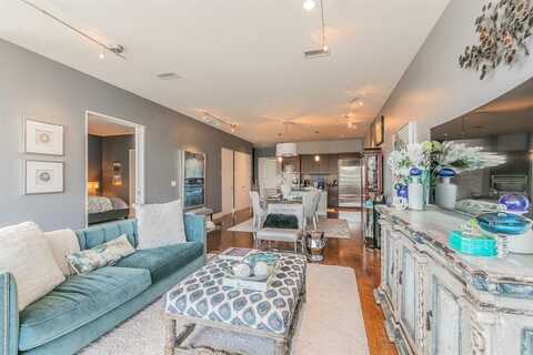 2200 Victory Avenue, Dallas, TX 75219