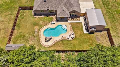 6400 Ridgerock Drive, Sanger, TX 76266