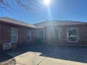 1928 Helen Lane, Lewisville, TX 75067