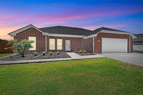 899 W Cardinal Street, Ector, TX 75439
