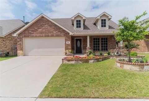 562 Jamestown Lane, Fate, TX 75189