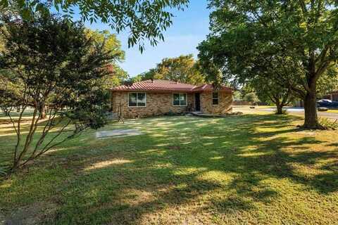 401 cutler Street, Tioga, TX 76271