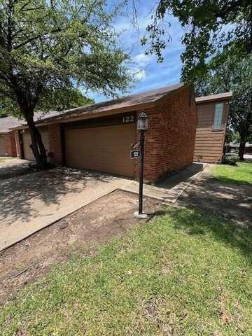 122 Wilshire Court, Irving, TX 75061