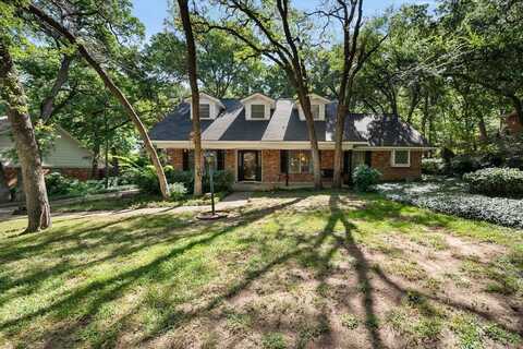 803 Live Oak Lane, Arlington, TX 76012