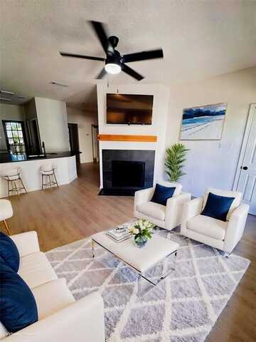 4800 W Lovers Lane, Dallas, TX 75209