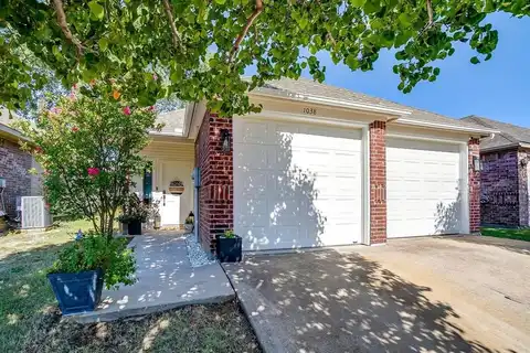 1038 Story Book Lane, Weatherford, TX 76086