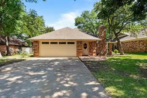 7509 Woodhaven Drive, North Richland Hills, TX 76182
