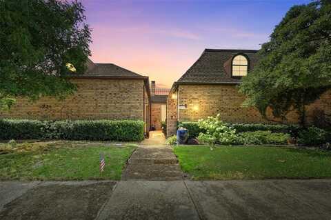 3222 Stonehenge Lane, Carrollton, TX 75006