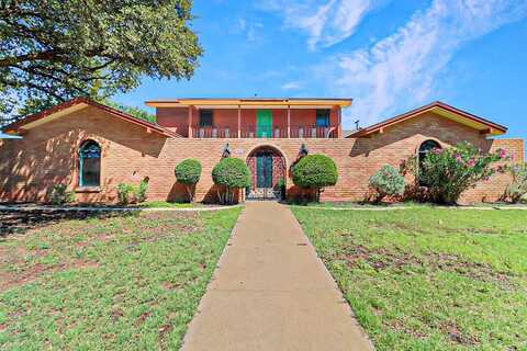2435 E 17th St, Odessa, TX 79762