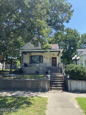 525 N Pearl Avenue, Joplin, MO 64801