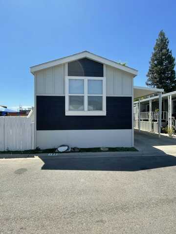 3138 West Dakota Avenue #122, Fresno, CA 93722