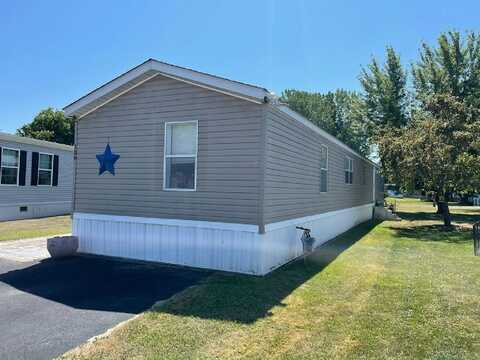 139 Del Ct. E., Lockport, NY 14094