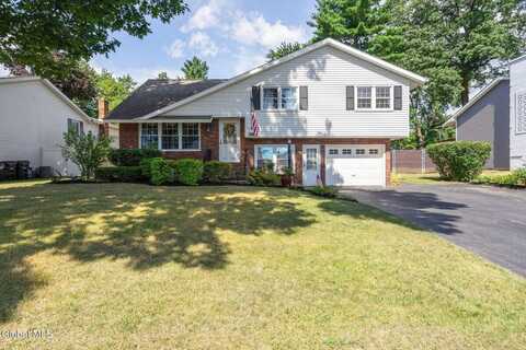 1006 St Lucille Drive, Rotterdam, NY 12306