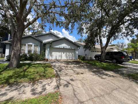 2632 Wrencrest Cir, Valrico, FL 33596
