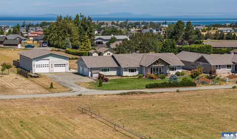 94 Tulip Ln, Sequim, WA 98382