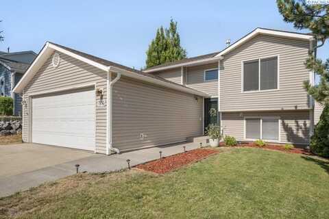 1950 NW Valhalla Dr, Pullman, WA 99163