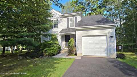 223 Kensington Drive, Bushkill, PA 18324