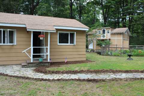 108 Hughes Drive, Greentown, PA 18426